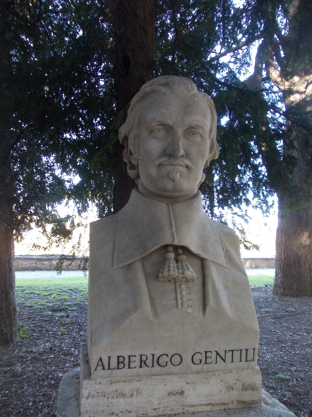 Alberico Gentili